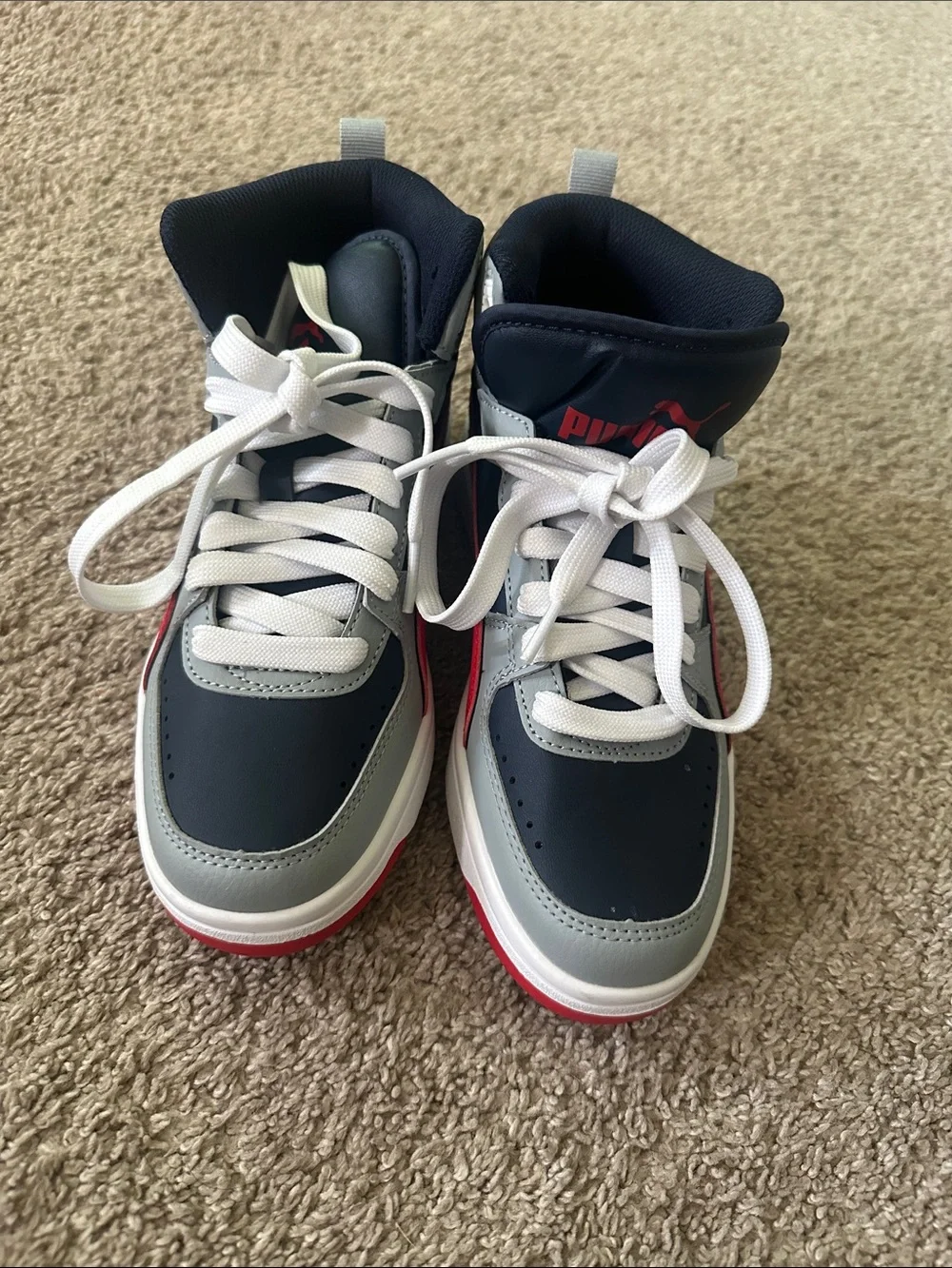 Puma Kids High-Top Sneakers in Gray, Navy & Red